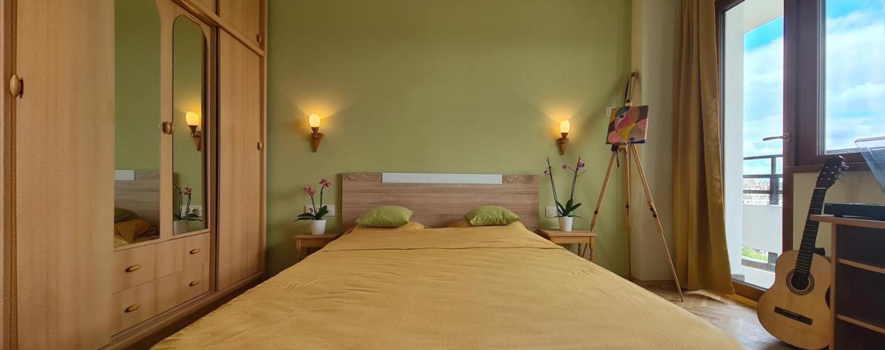 Panoramic And Spacious Flat Near The Centre Apartment *