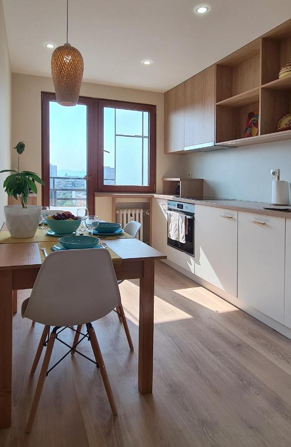 Panoramic And Spacious Flat Near The Centre Sofia